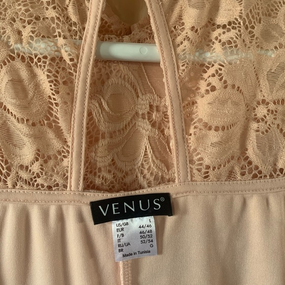 VENUS lace peach cream dress - Picture 14 of 17